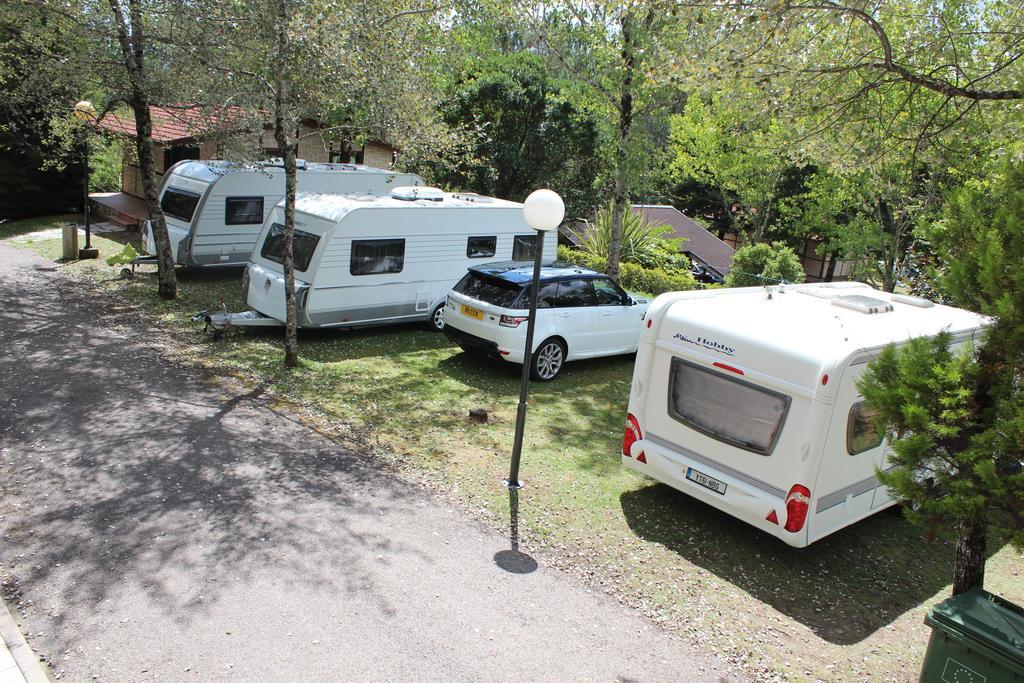 Aldea Guntin Camping Caniza Hotell La Caniza Rom bilde